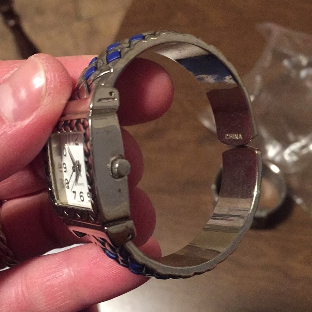 Watch bracelets - Picture 2 of 8
